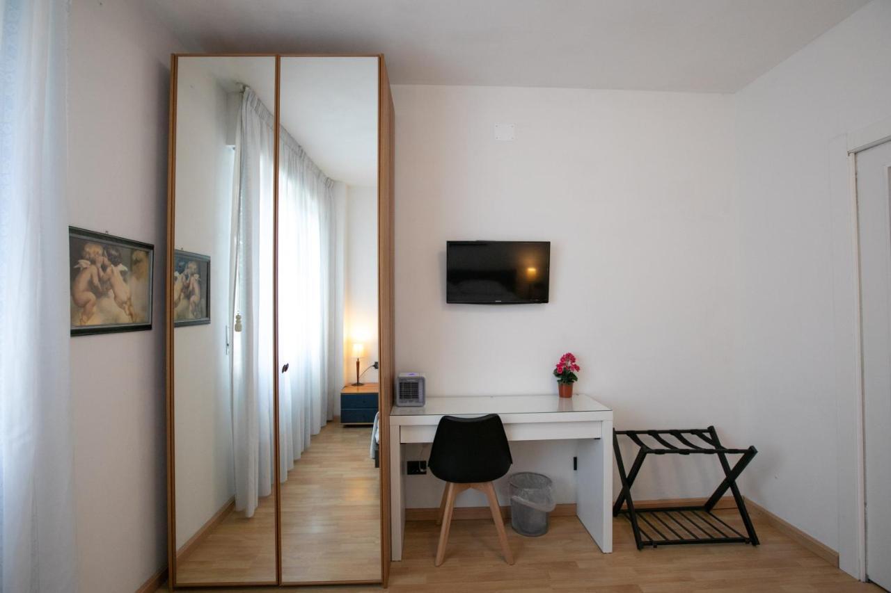 Mirea'S Rooms Ascoli Piceno Exterior foto